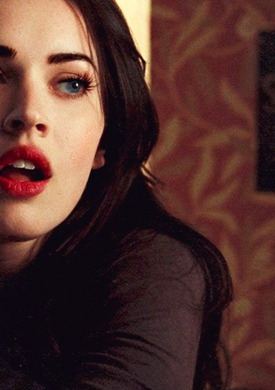 megan-fox-red-lipstick