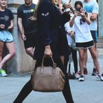 gigi-hadid-sneaker-style