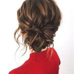 loose-messy-bun-hairstyle
