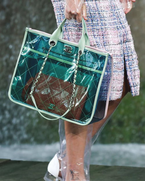 Chanel-spring-2018-transparent-bag