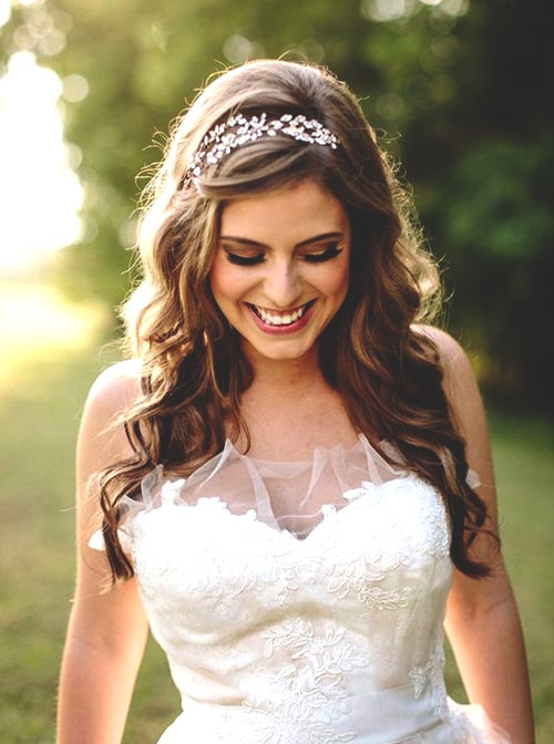 loose-curly-hairstyles-wedding