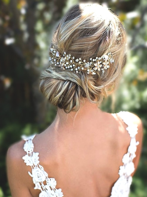 low-bun-wedding