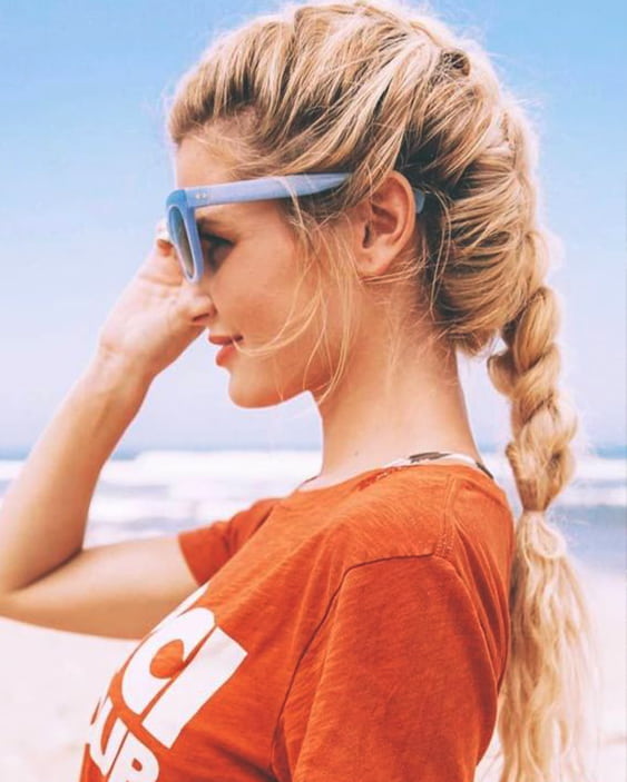 messy-braid-beach-hairstyle