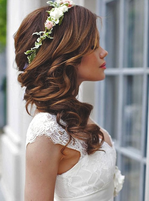 side-swept-wedding-hairs