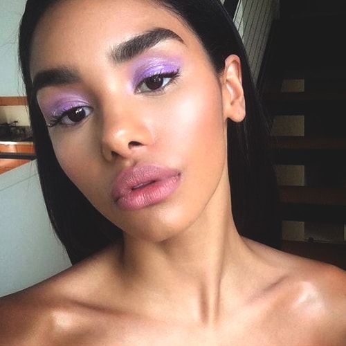 lilac-pastel-hued-eye-makeup