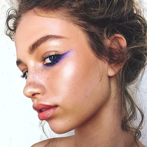 lilac-pastel-line-makeup