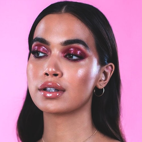 pink-glossy-prom-makeup
