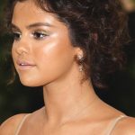 selena-gomez-met-gala-makeup-look