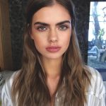 summer-makeup-brow-tips-min