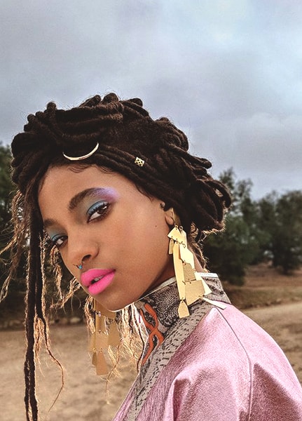 willow-smith-colorful-makeup-ideas-min