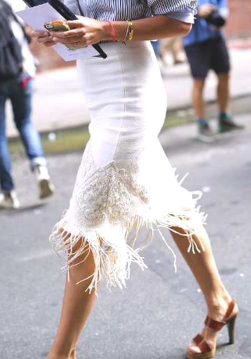 feathered-details-white-skirt-street-style-fall-min