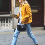 newsboy-caps-yellow-jacket-trends-in-fall-2018–min