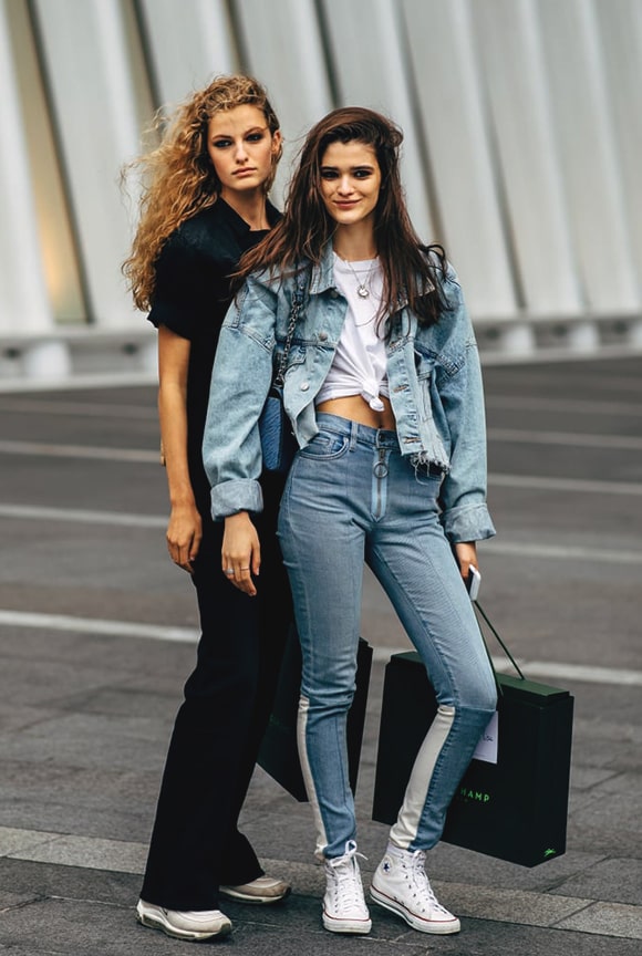 denim-on-denim-outfit-street-style-nyfw-2018-min