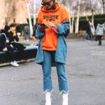 orange-graphic-sweatshirt-denim-outfit-fall-look-2018