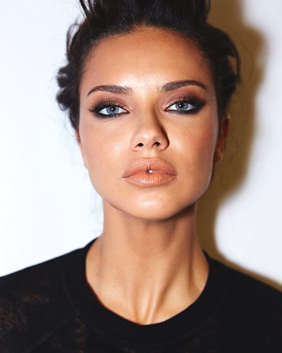 adriana-lima-makeup-look