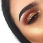 gold-eyeshadow-smokey-eye-makeup