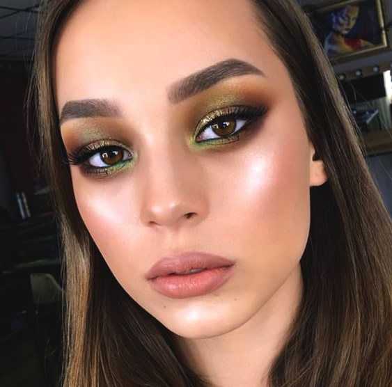 green-smokey-eye-makeup-trend-min