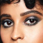 metallic-gray-eyeshadow-smokey-eye-makeup