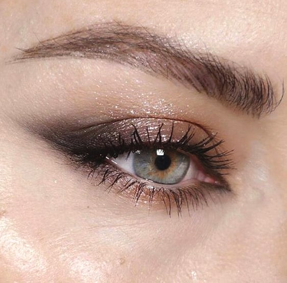 smokey-eye-makeup-for-blue-eyes