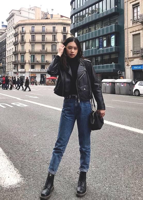 Boyfriend Jeans And Black Leather Jacket Outfit Ecemella