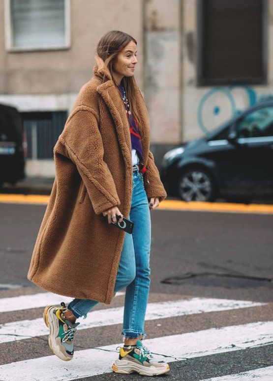 boyfriend-jeans-faux-fur-teddy-coat