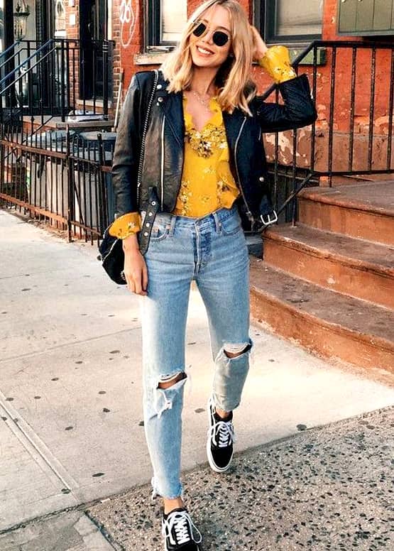 boyfriend-jeans-outfit-ideas-black-leather-jacket