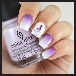 christmas-nail-art-design-purple-and-white-glittery-nails-min