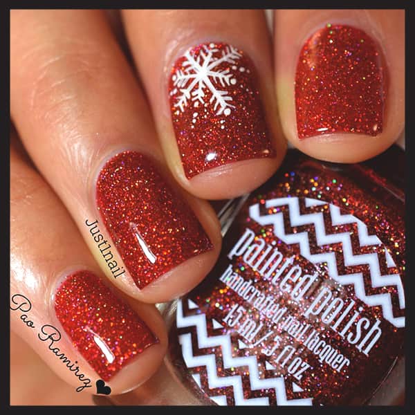 christmas-nail-art-ideas-red-glittery-and-snowflake-nails-min