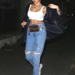 how-to-wear-boyfriend-jeans-louis-belt-bag