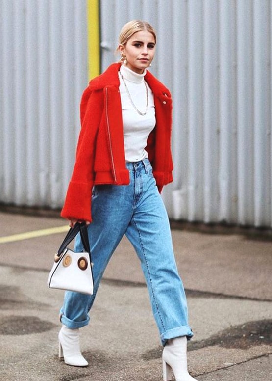 how-to-wear-boyfriend-jeans-outfit-ideas-red-coat | Ecemella