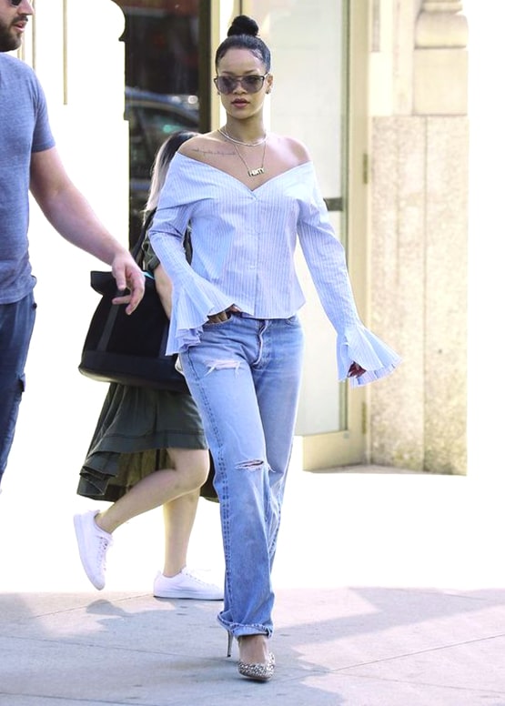 Rihanna 18 Boyfriend Jeans Look Ecemella