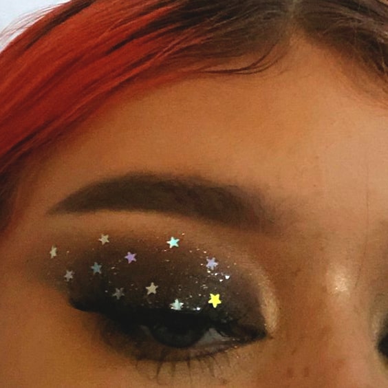 starry-eye-makeup-smokey-eyes-min