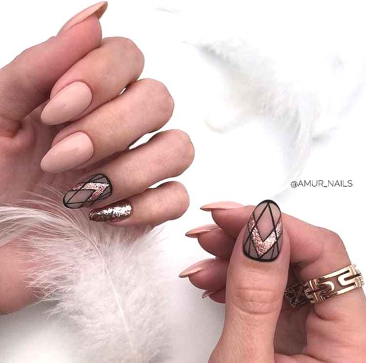 abstract-rose-gold-nail-designs-min