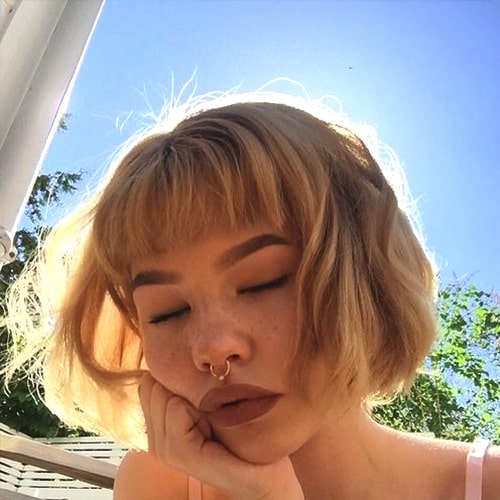 baby-bangs-trend-2019-hairstyle-ideas-min