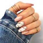 how-to-do-marble-nails-rose-gold-nail-design