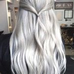 long-grey-hair-trend-silver-hairstyle-ideas-min