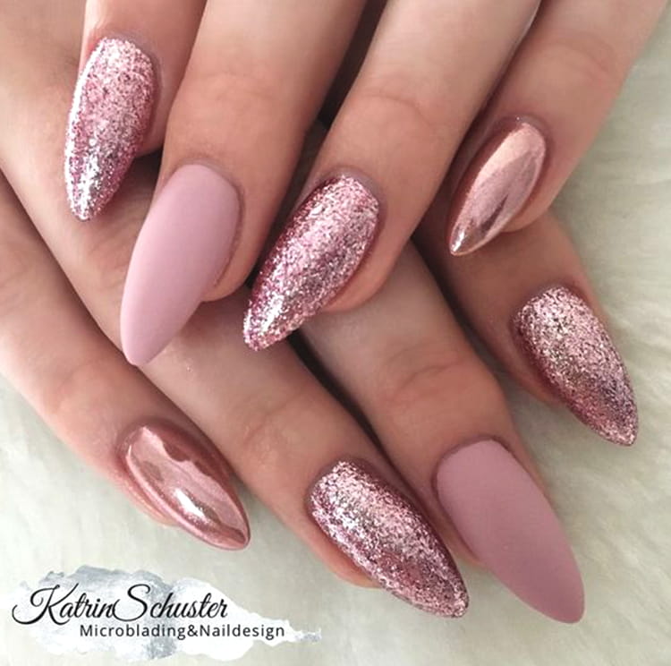 rose-gold-glittery-nail-art-nail-art-design-2019-min