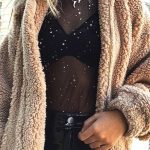 starry-black-blouse-fur-coat-outfit-ideas-new-years-eve-min