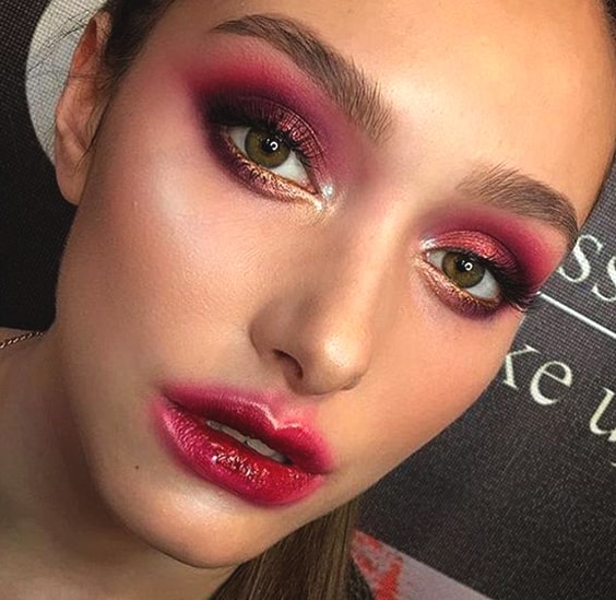 cranberry-makeup-look-night-out-makeup-ideas-min