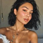 glossy-lips-makeup-glam-night-out-makeup-ideas-min