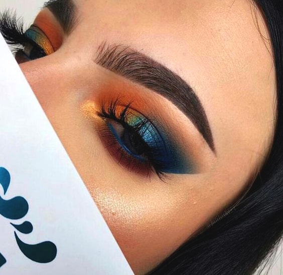 navy-blue-orange-makeup-ideas-night-out-makeup-looks-min