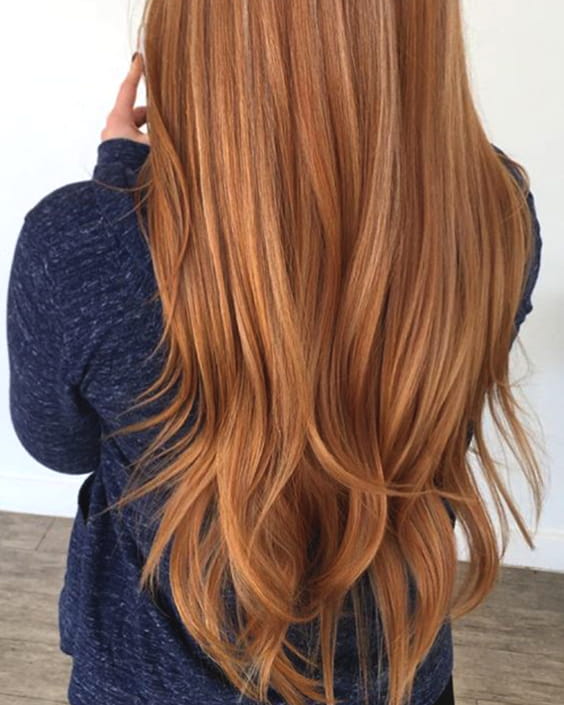 strawberry-blonde-hair-color-long-hairstyles-min