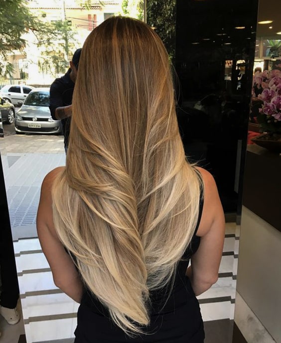 blond-long-layered-hair-2019-haircut-trends-min