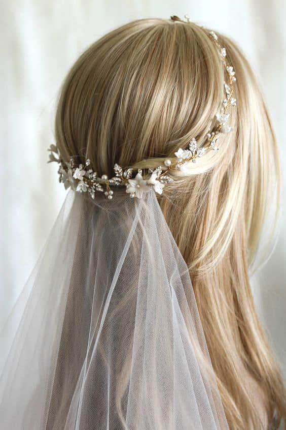 embellished-wedding-hairstyle-min