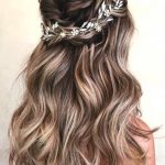 half-up-embellish-wedding-hairstyle-min