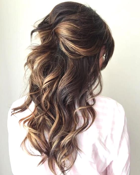 half-up-half-down-wedding-hair-2019-min