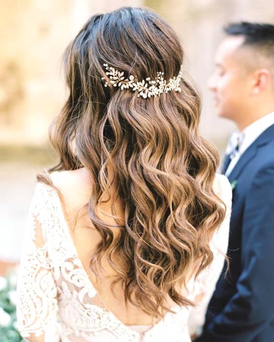 curly wedding hair 2019