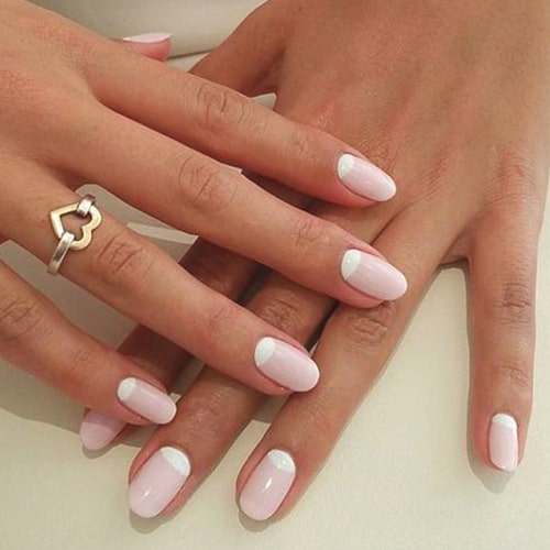 moon-manicure-valentines-day-diy-nail-art-min