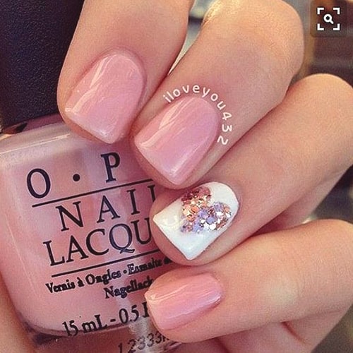 pink-heart-nails-valentines-day-diy-nails-min