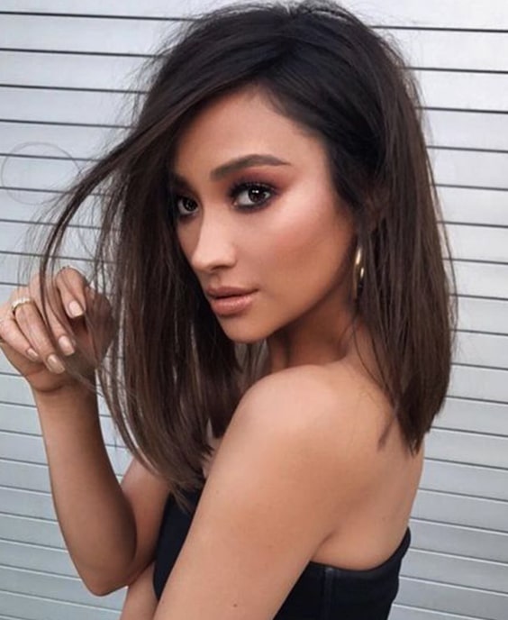 shay-mitchell-lob-haircut-2019-hairstyle-trends-min